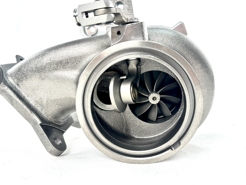 Load image into Gallery viewer, IS38 Hybrid EM555 BALL BEARING UPGRADE TURBOCHARGER For MQB 2.0T EA888.3
