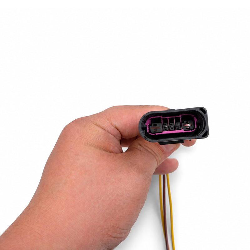 Load image into Gallery viewer, EM Low Pressure Fuel Pump (LPFP) Single E5LM Pump For 2.0T MQB FWD
