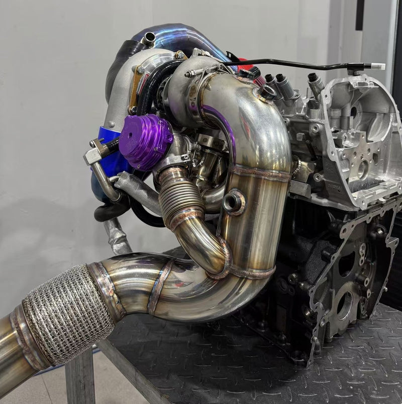 Load image into Gallery viewer, EM™ 4 Port engine head for EA888 Gen3
