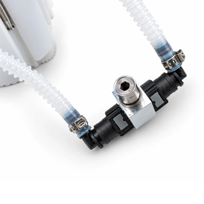 Load image into Gallery viewer, EM Low Pressure Fuel Pump (LPFP) Single E5LM Pump For 2.0T MQB FWD
